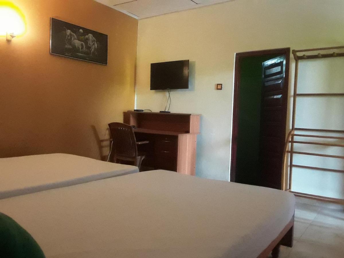 Hansika Guest Inn Buttala Dış mekan fotoğraf
